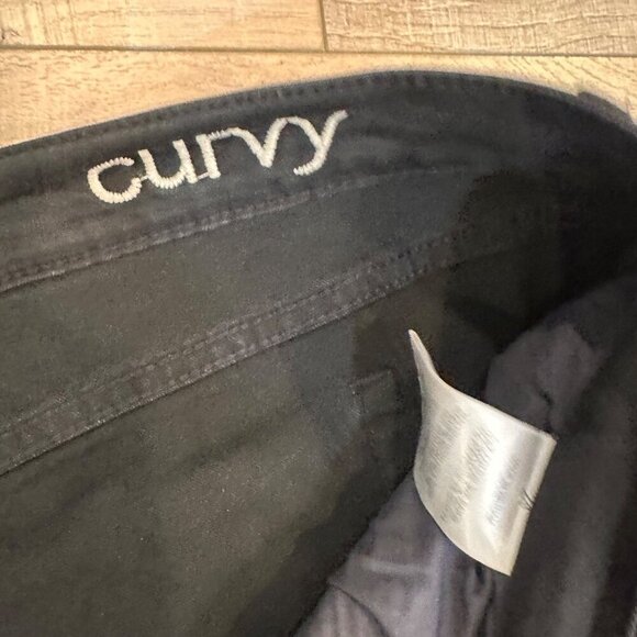 SLINK JEANS BLACK DENIM SHORTS CURVY SIZE 24 - Picture 3 of 9